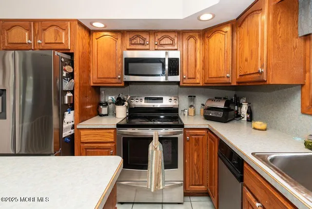 $570,000 | 1325 12th Avenue, Toms River, NJ 08757