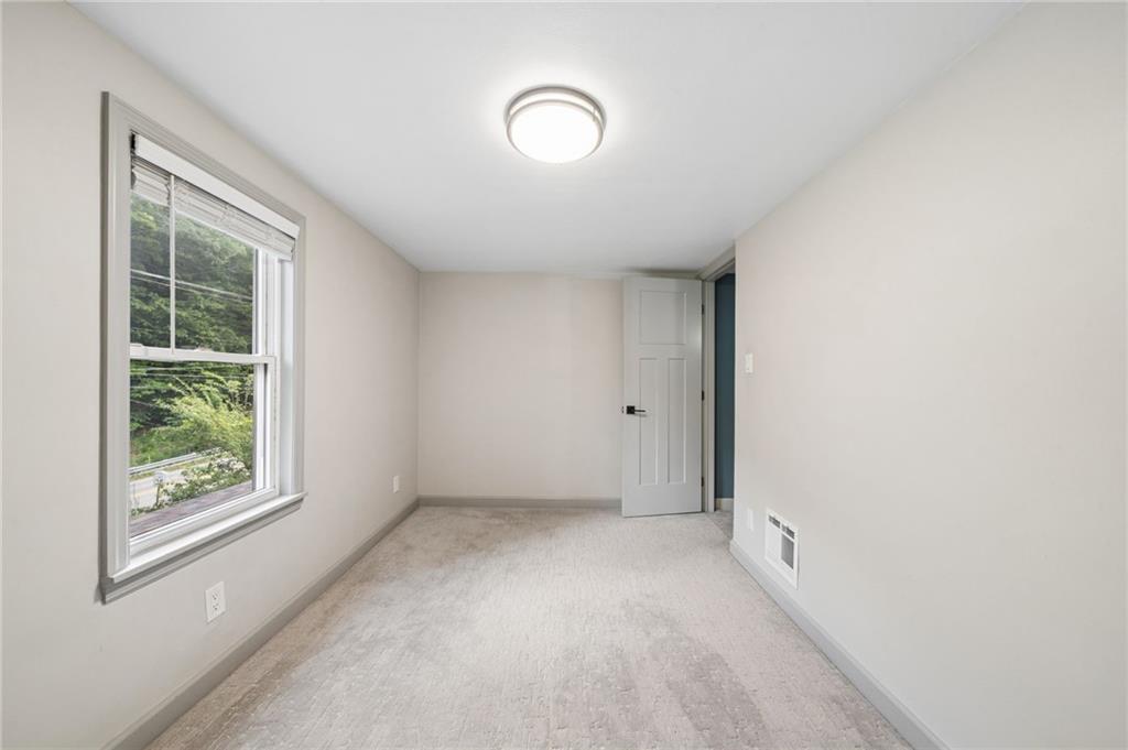 4375 New Texas Road Pittsburgh, PA 15239 - Photo 22 of 34