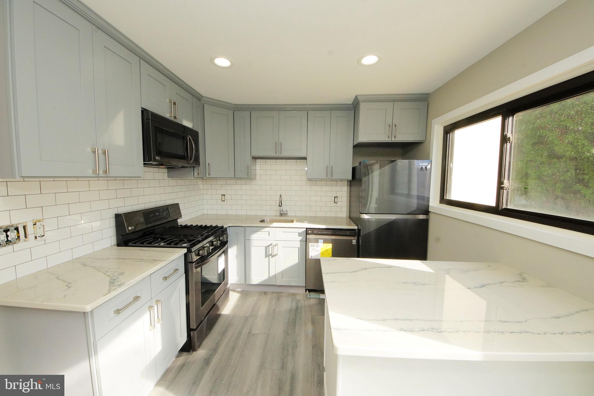 231 Probasco Road East Windsor, NJ 08520 - Photo 11 of 28