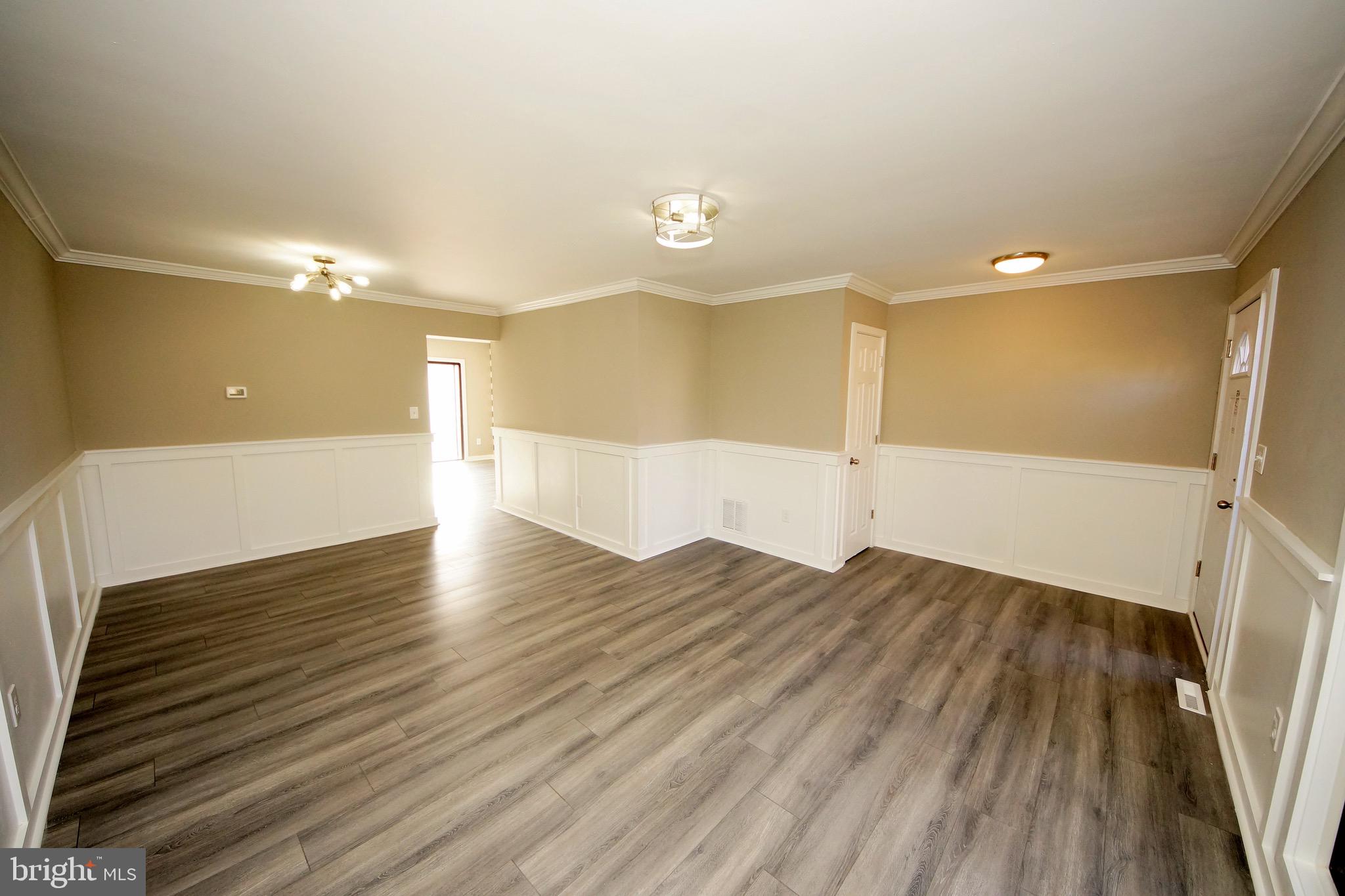 231 Probasco Road East Windsor, NJ 08520 - Photo 5 of 28