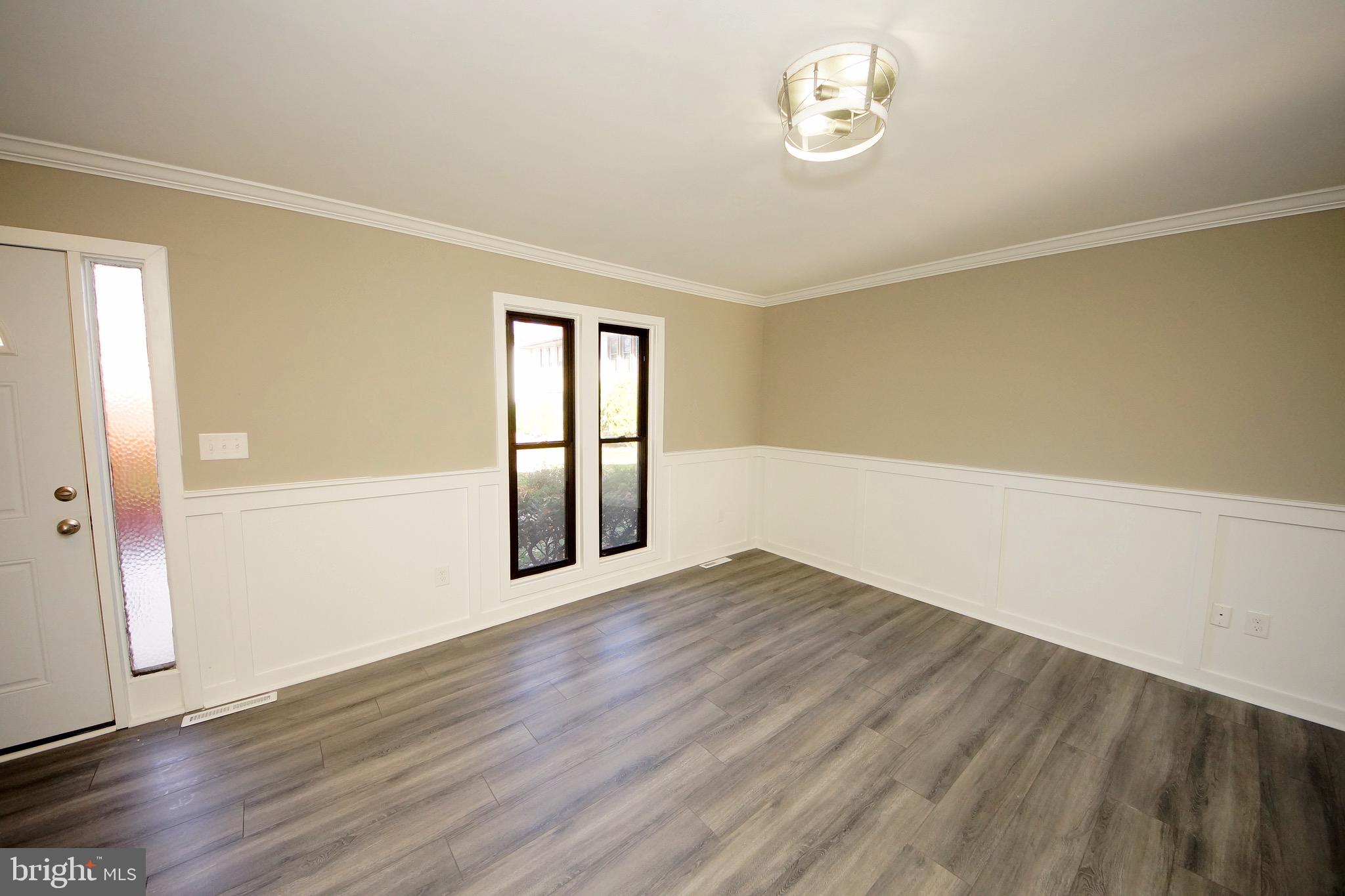 231 Probasco Road East Windsor, NJ 08520 - Photo 7 of 28
