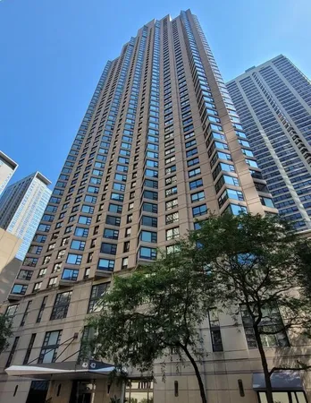 $2,750 | 401 East Ontario Street, Unit 1107, Chicago, IL 60611