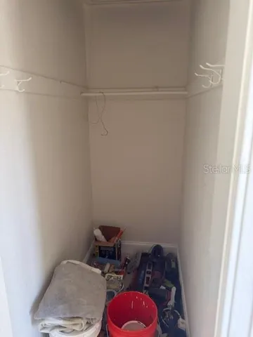 $2,000 | 456 17th Avenue Northeast, St. Petersburg, FL 33704