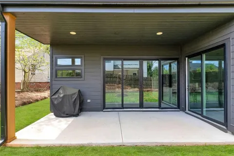 a house view with a outdoor space