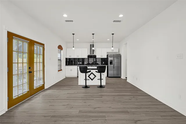 $319,000 | 424 South Holmes Street, La Porte, TX 77571