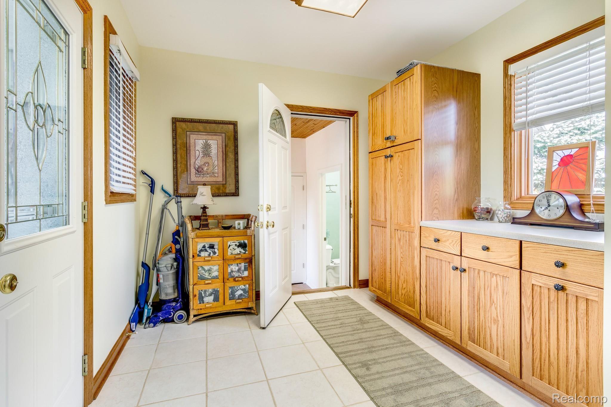 4450 North Lakeshore Road Deckerville, MI 48427 - Photo 53 of 75 4450 Lakeshore Rd (29 of 76).jpg