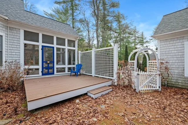 $885,999 | 602 Putnam Avenue, Barnstable, MA 02635