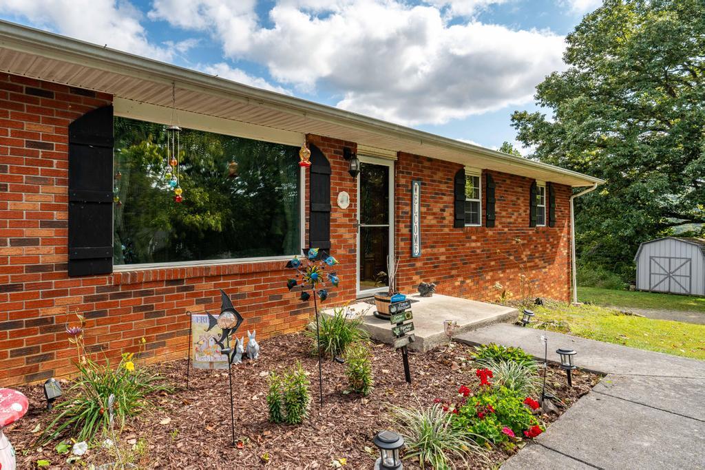 144 Bob Clark Road Jonesborough, TN 37659 - Photo 8 of 62 144 Bob Clark Road (8 of 62)