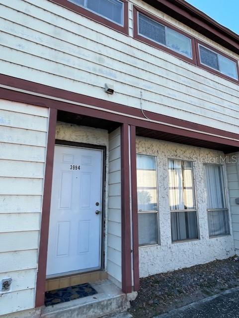 a view of entrance of the house