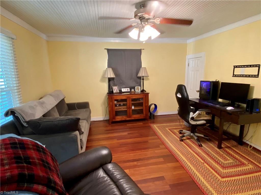 5212 Harvey Road Jamestown, NC 27282 - Photo 2 of 12 Gallery Image 2