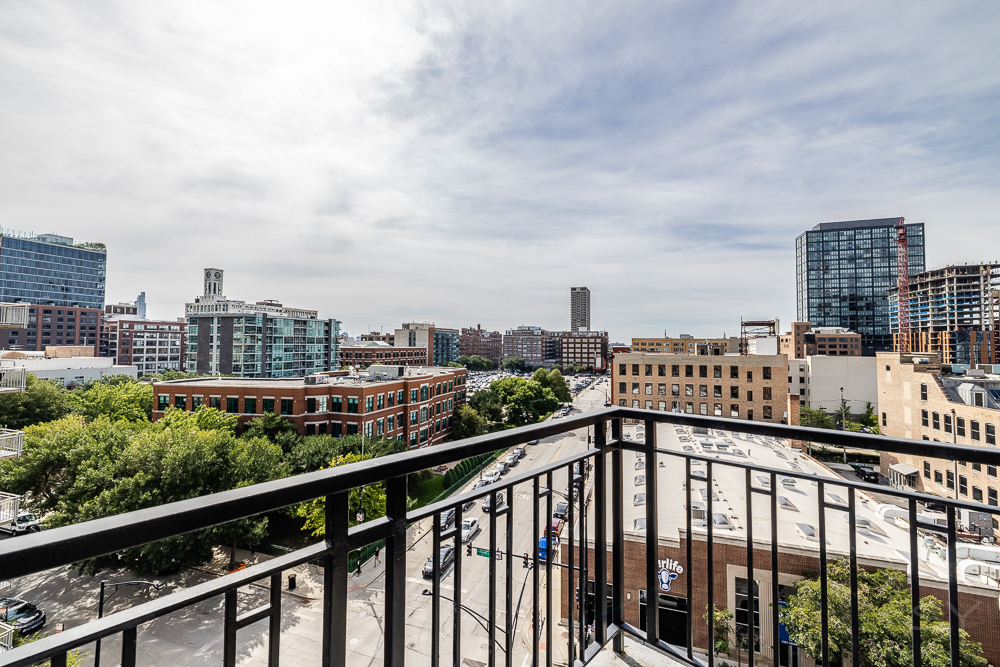 1000 West Adams Street, Unit 708 Chicago, IL 60607 - Photo 12 of 57 Gallery Image 12
