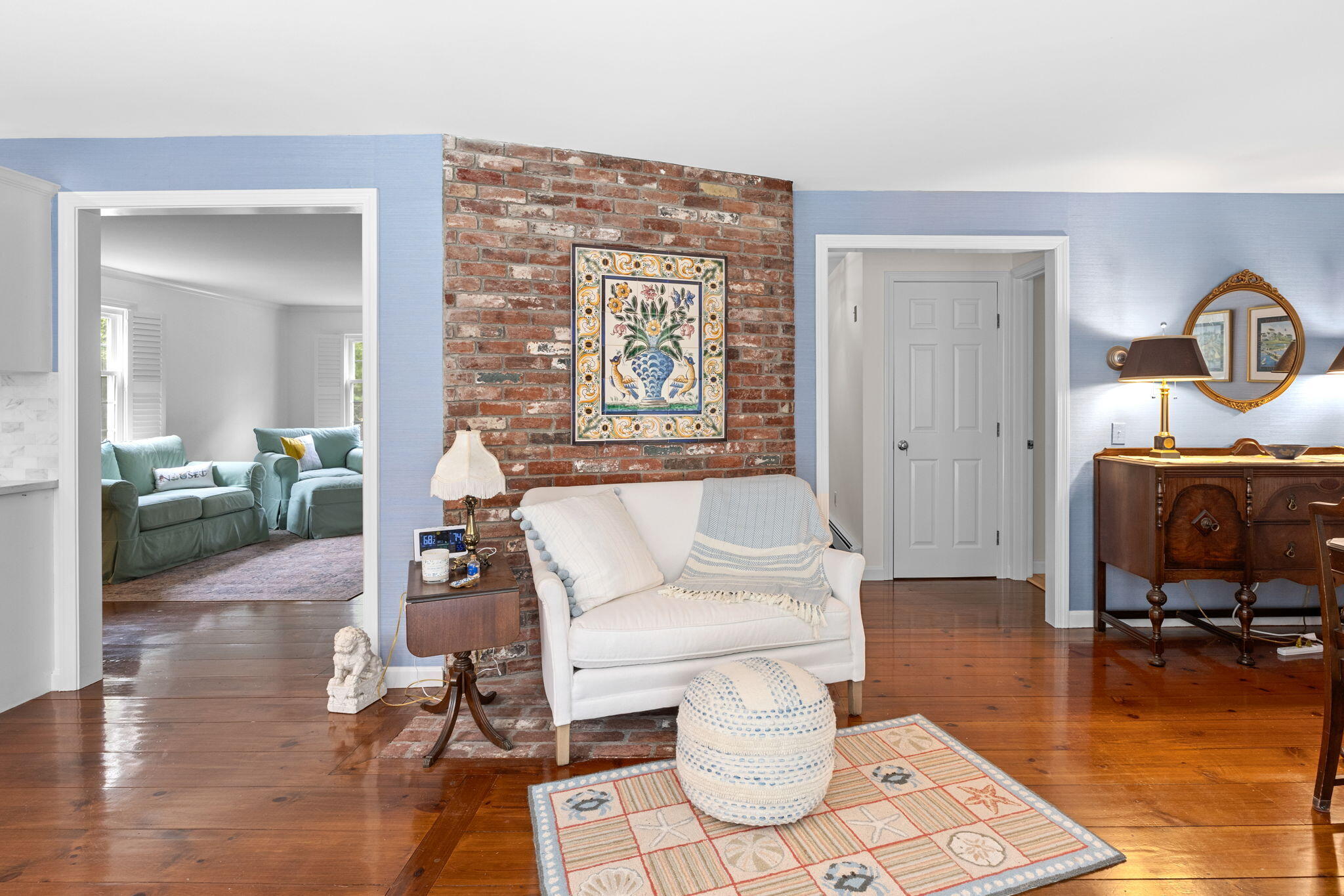 17 Cres Ridge Way Orleans, MA 02653 - Photo 25 of 47 a living room with furniture and wooden floor