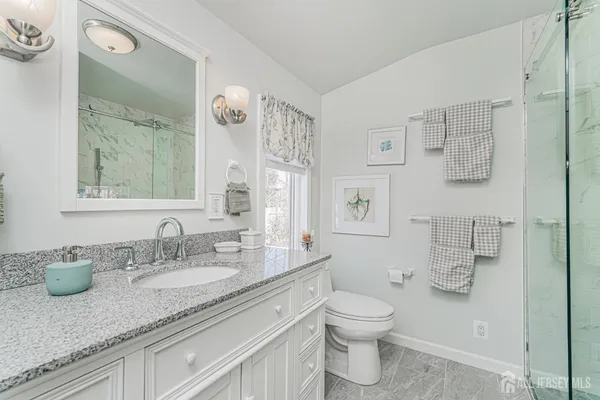 $646,000 | 125 Garretson Circle, Milltown, NJ 08850