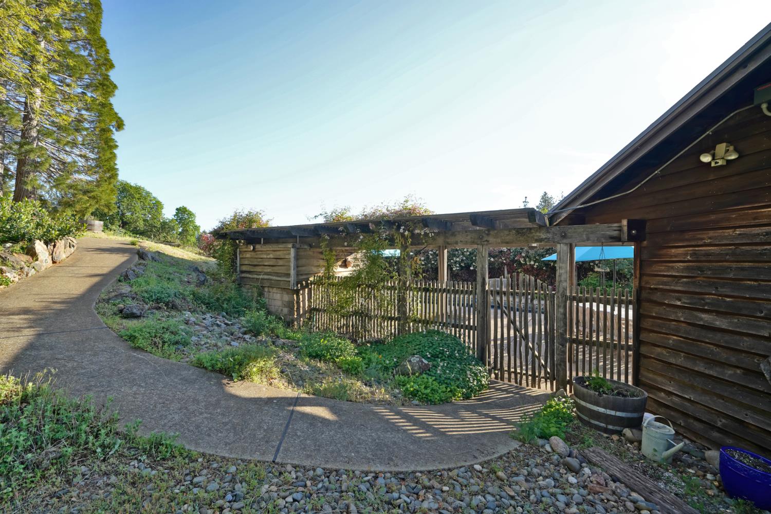 2399 Kingsgate Road Placerville, CA 95667 - Photo 51 of 89