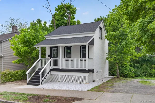 $289,000 | 152 North Clinton Street, Poughkeepsie, NY 12601
