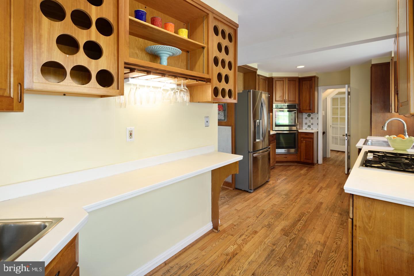 109 Stratford Road Wallingford, PA 19086 - Photo 11 of 40