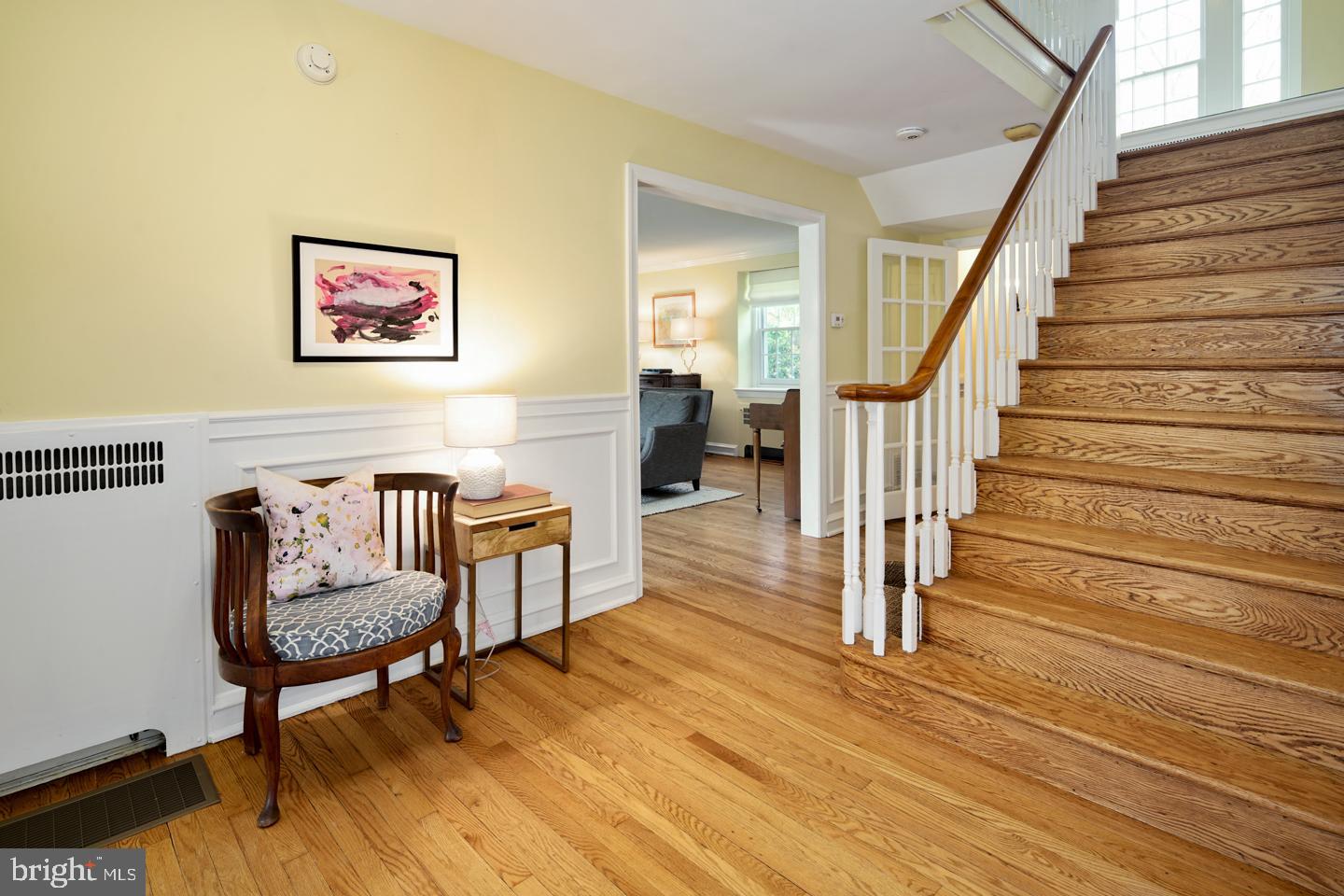 109 Stratford Road Wallingford, PA 19086 - Photo 4 of 40