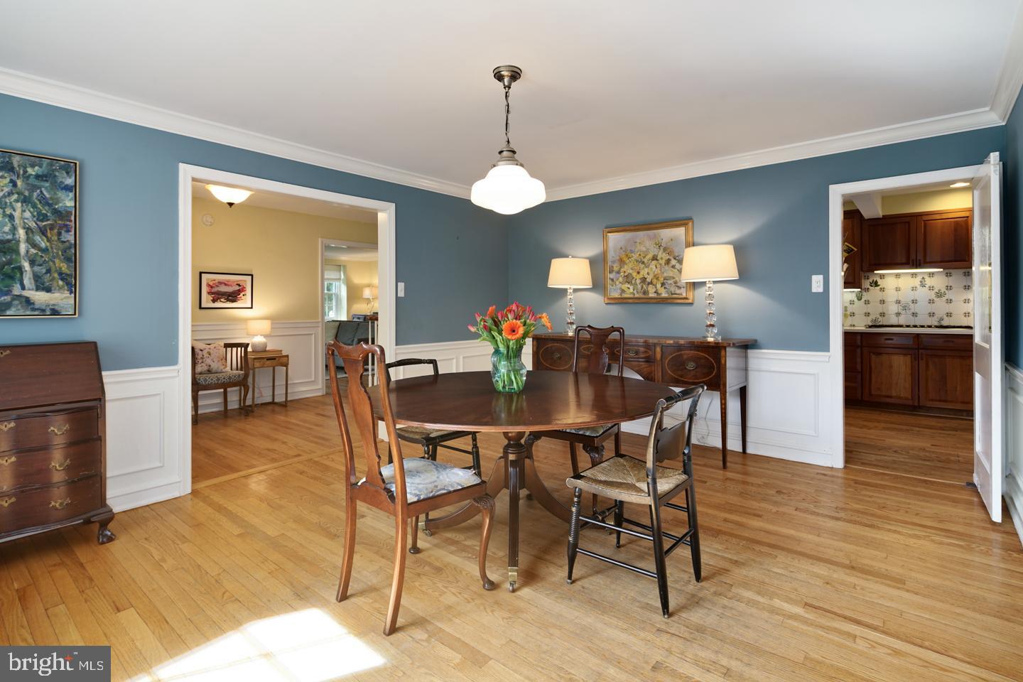 109 Stratford Road Wallingford, PA 19086 - Photo 7 of 40