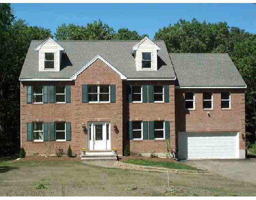 15 Locust Street Middleton, MA 01949 - Photo 1 of 1 Gallery Image 1