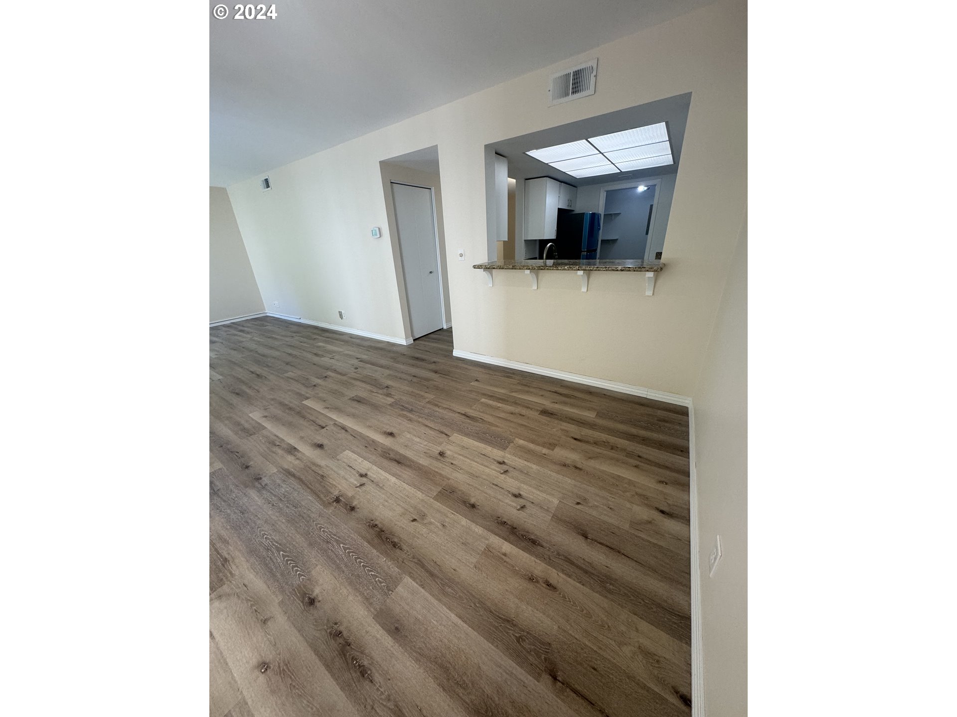 6645 West Burnside Road, Unit 527 Portland, OR 97225 - Photo 9 of 33 Gallery Image 9