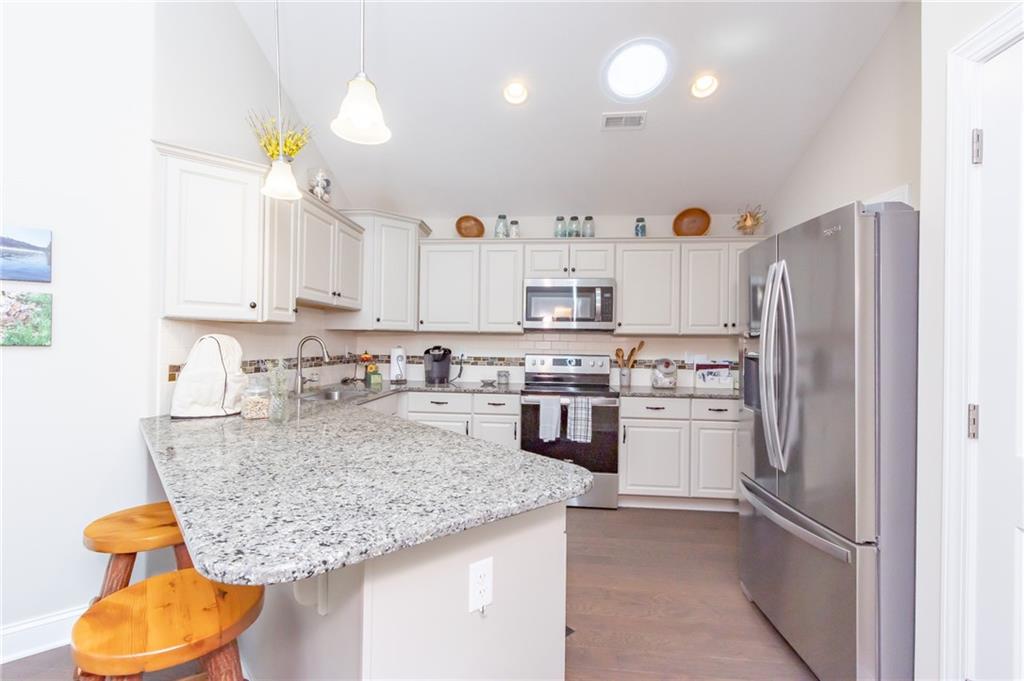 344 Saddlebrook Road Gibsonia, PA 15044 - Photo 4 of 25 Gallery Image 4