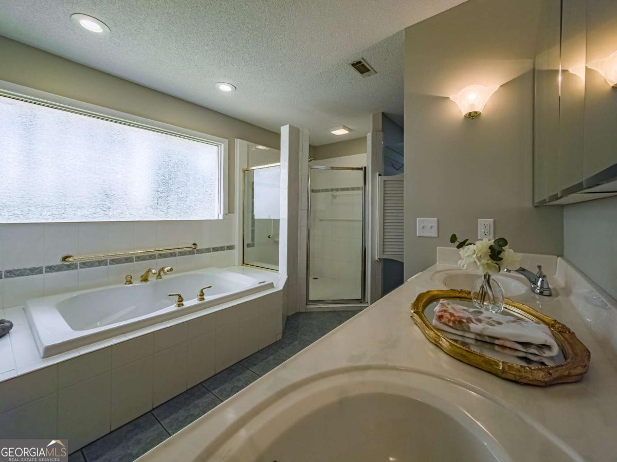 142 Brighton Road Tifton, GA 31794 - Photo 33 of 57