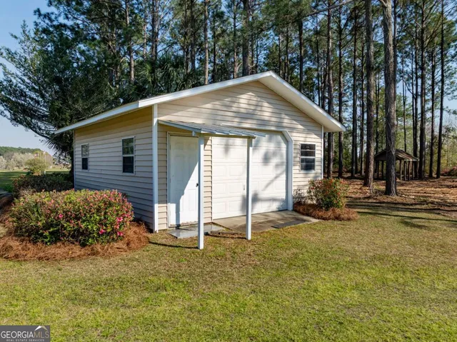 $369,900 | 142 Brighton Road, Tifton, GA 31794