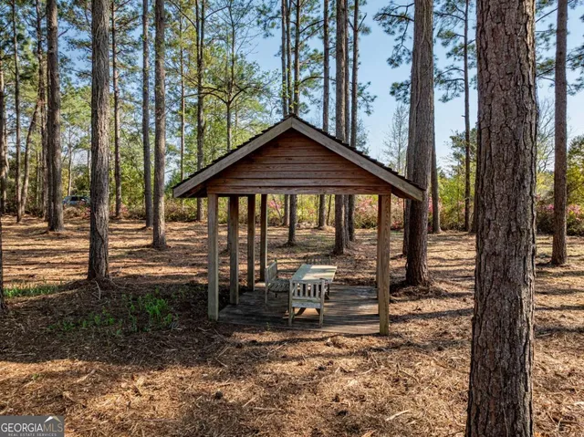 $369,900 | 142 Brighton Road, Tifton, GA 31794