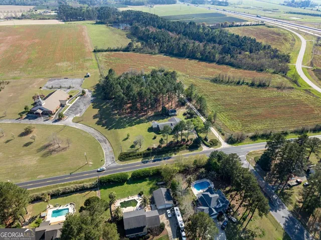 $369,900 | 142 Brighton Road, Tifton, GA 31794