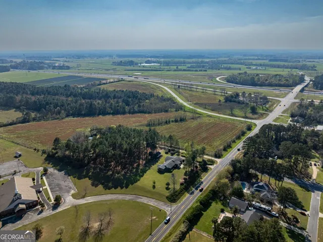 $369,900 | 142 Brighton Road, Tifton, GA 31794