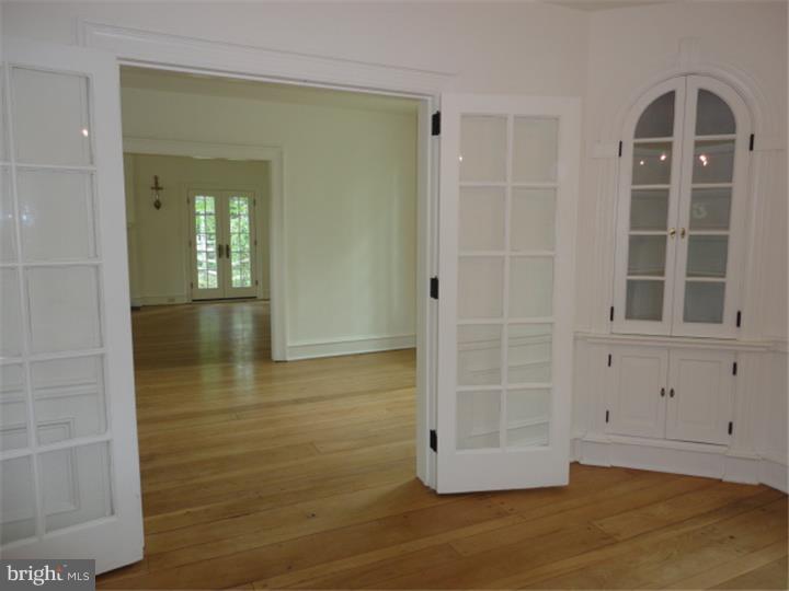 750 Golf View Road Moorestown, NJ 08057 - Photo 5 of 24