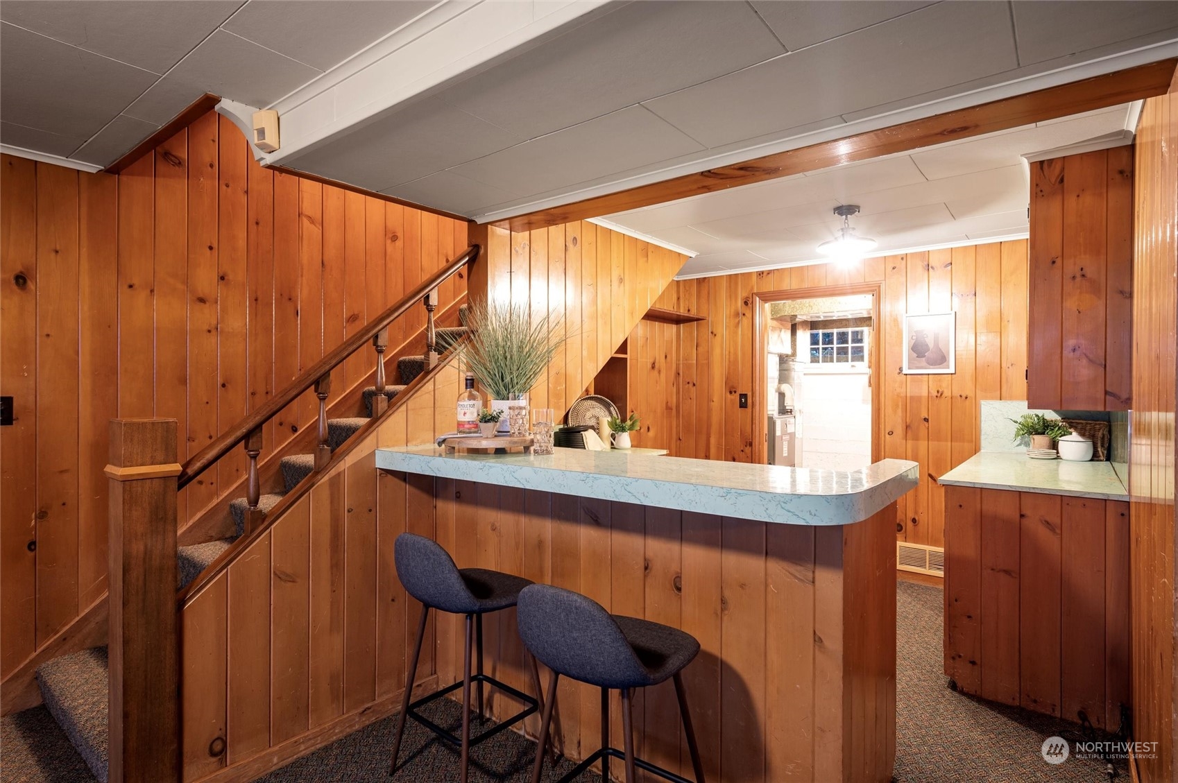 101 Willow Road Bellingham, WA 98225 - Photo 28 of 40 a dining room with a table and chairs