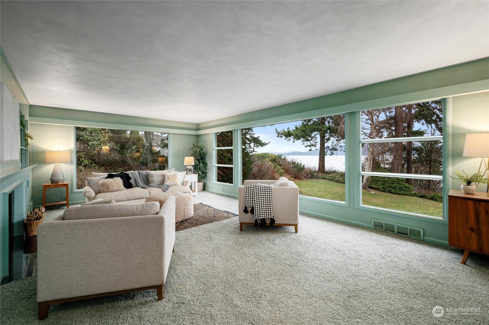 101 Willow Road Bellingham, WA 98225 - Photo 10 of 40 a living room with furniture and a large window