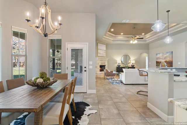 $775,000 | 112 Elk Run, La Vernia, TX 78121