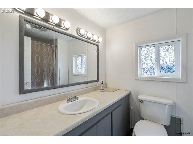 3269 Zena Road Northwest Salem, OR 97304 - Photo 9 of 26 Gallery Image 9