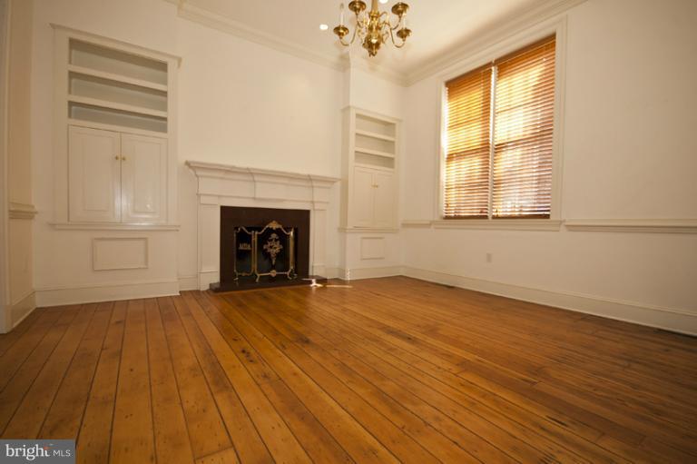 533 South Sharp Street Baltimore, MD 21201 - Photo 15 of 23 Dining Room