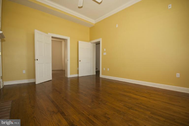 533 South Sharp Street Baltimore, MD 21201 - Photo 8 of 23 Bedroom