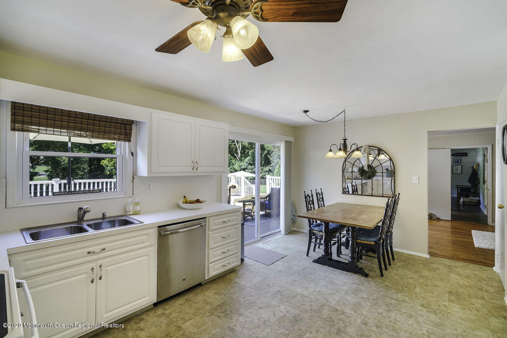 34 Hawthorne Road Red Bank, NJ 07701 - Photo 15 of 54 Eat-In Kitchen