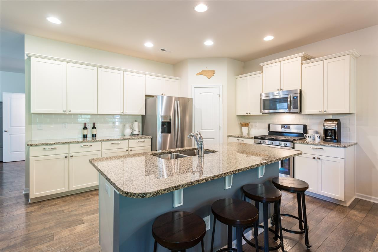 8139 Feldwig Place Raleigh, NC 27616 - Photo 12 of 30 Kitchen