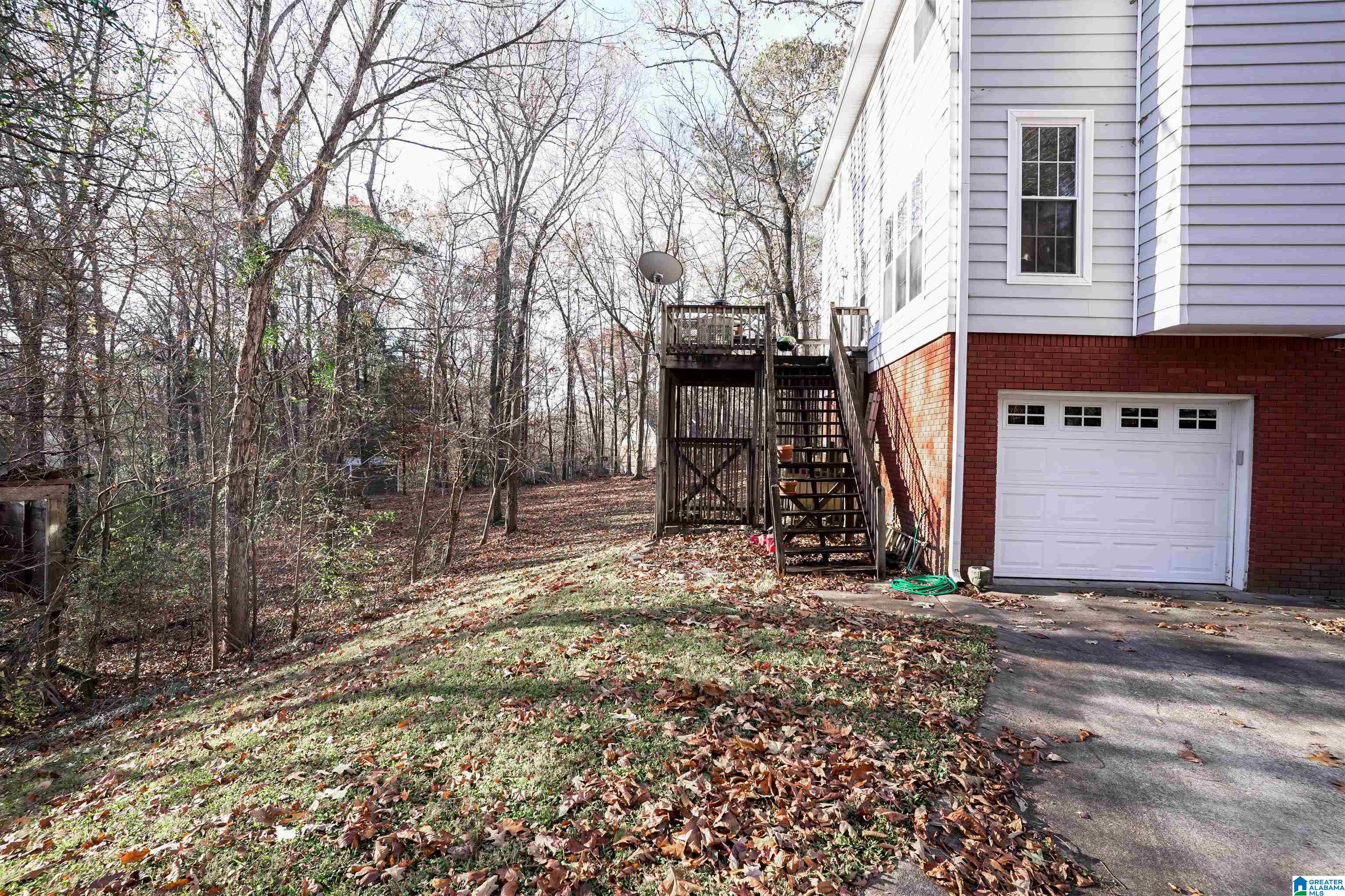 201 Castleman Lane Leeds, AL 35094 - Photo 29 of 30