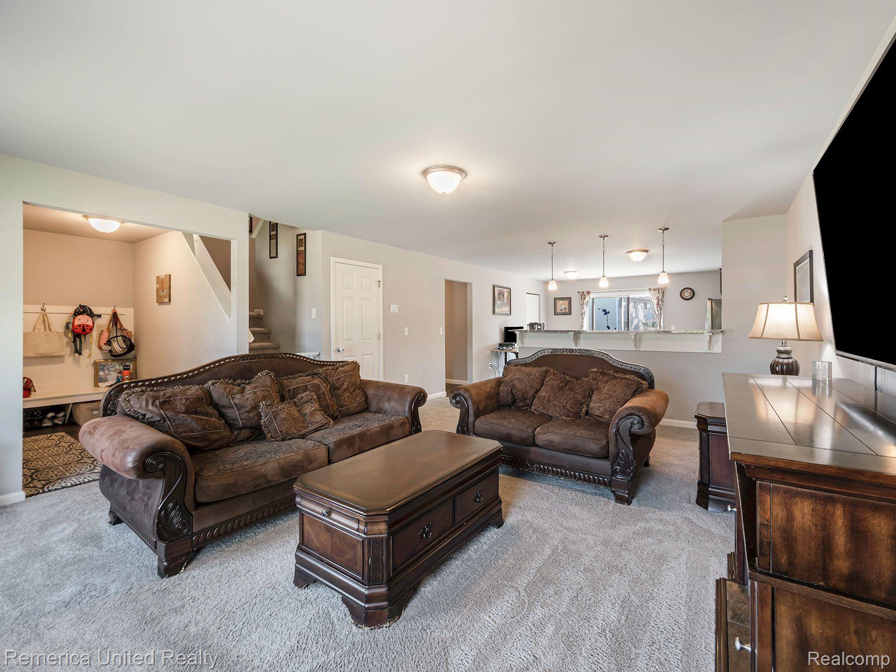 1333 Weatherstone Lane Howell, MI 48843 - Photo 2 of 28 Gallery Image 2