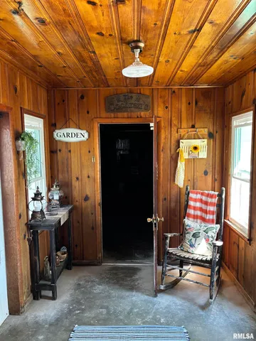 $149,500 | 2645 South Broadway, Salem, IL 62881