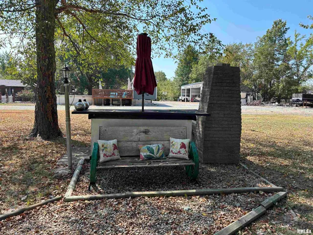 $149,500 | 2645 South Broadway, Salem, IL 62881