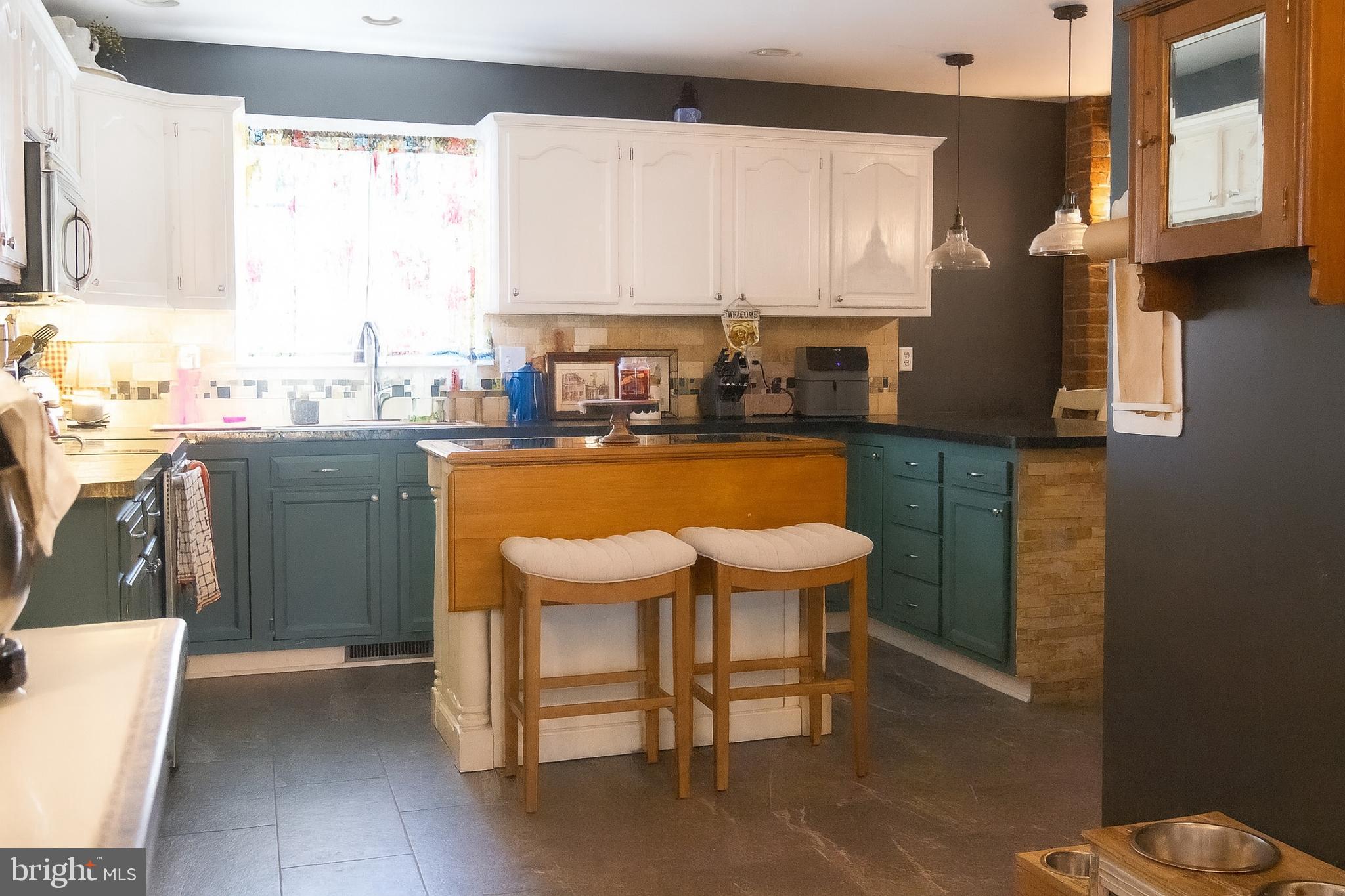 3628 Elly Road Aroda, VA 22709 - Photo 7 of 19 Kitchen View