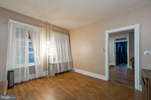 $380,000 | 208 East Broad Street, Souderton, PA 18964