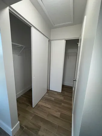 $1,895 | 1798 Abbey Road, Unit 207, West Palm Beach, FL 33415