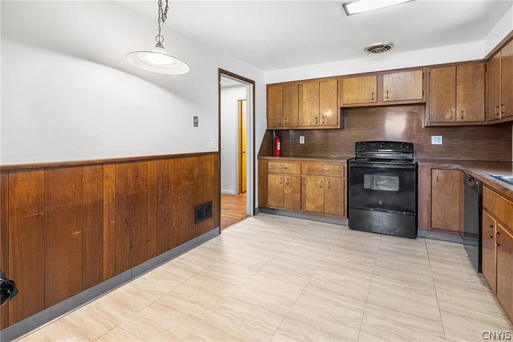 1500 Salt Springs Road Syracuse, NY 13214 - Photo 17 of 28 Gallery Image 17