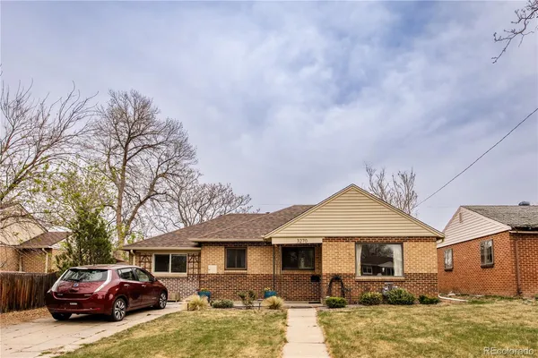 $525,000 | 3270 Newport Street, Denver, CO 80207