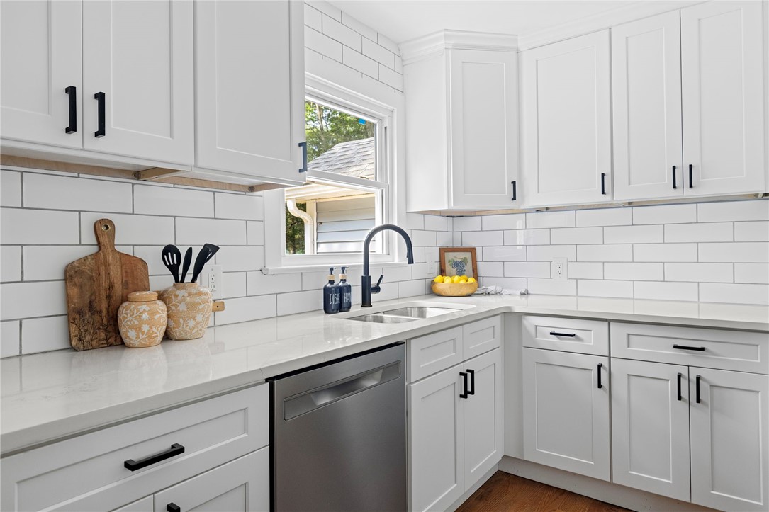 164 Klondike Road Charlestown, RI 02813 - Photo 14 of 48