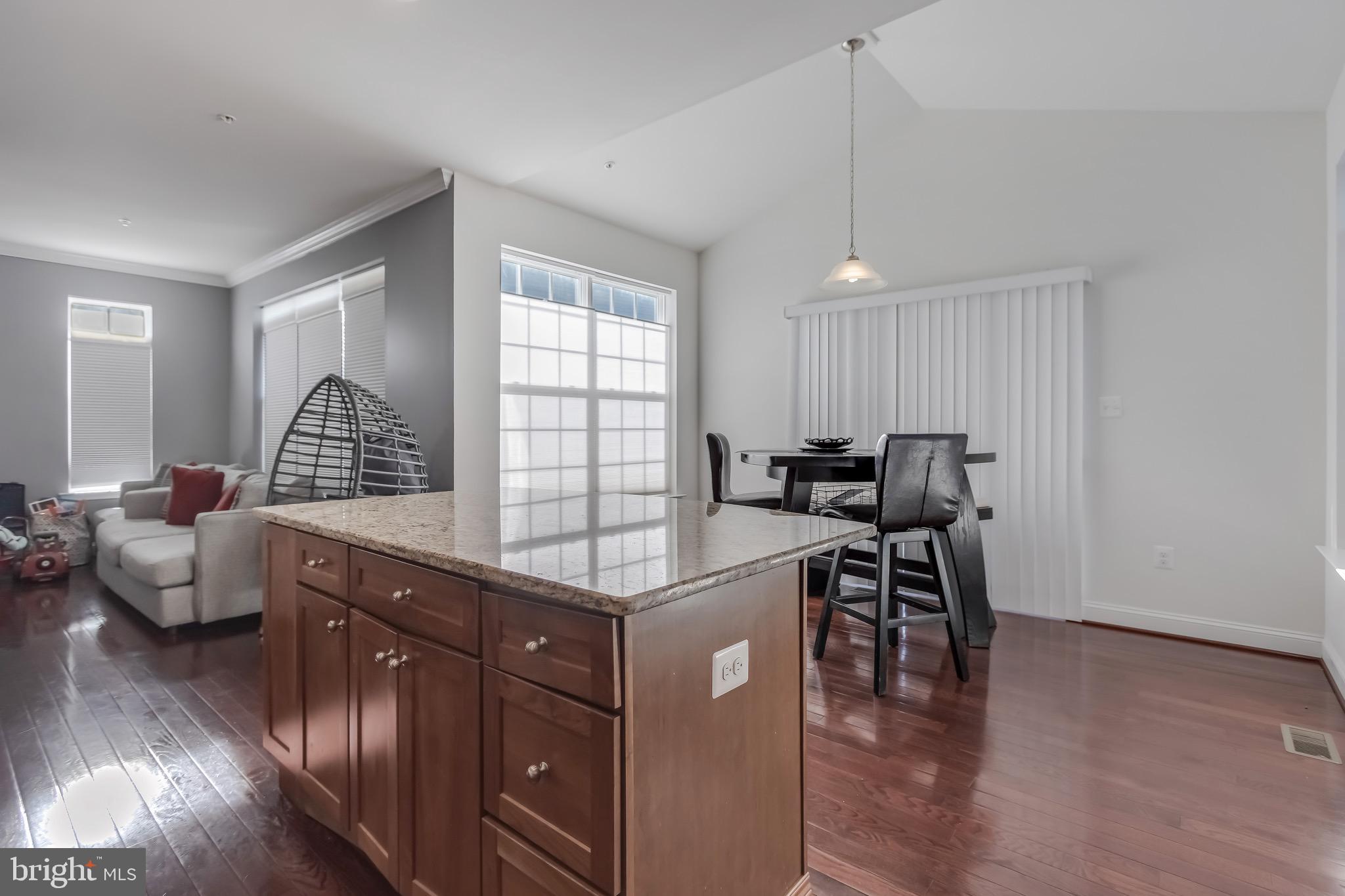 10211 Brandywine Road Clinton, MD 20735 - Photo 5 of 23 Gallery Image 5